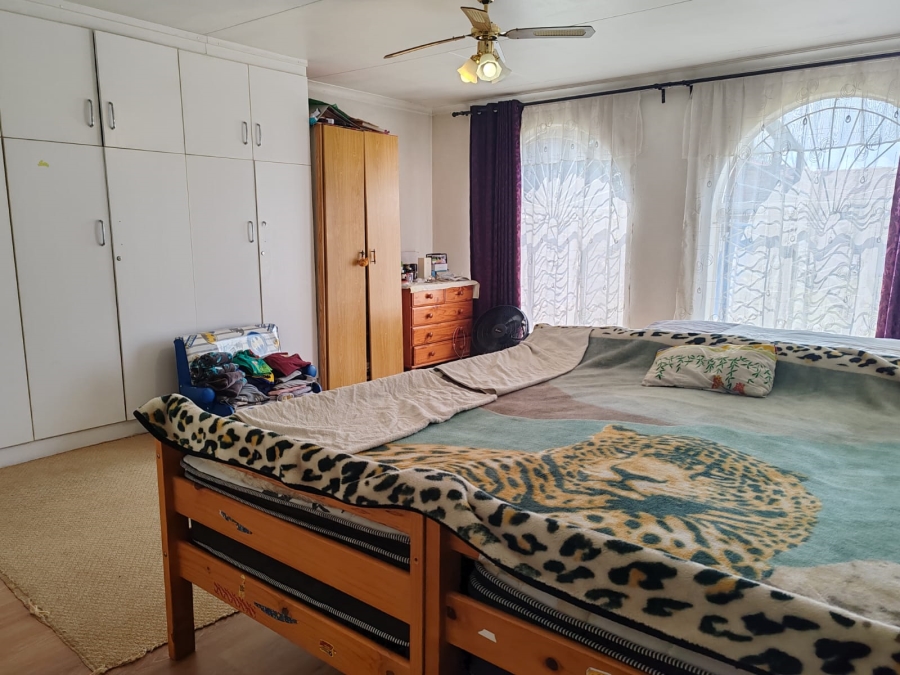 3 Bedroom Property for Sale in Bakerton Gauteng