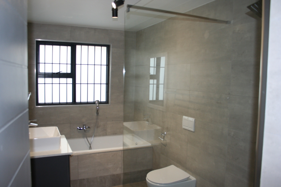 3 Bedroom Property for Sale in Ashlea Gardens Gauteng