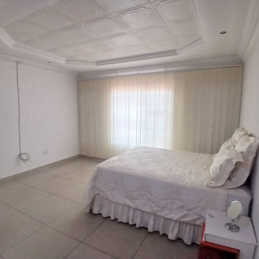 4 Bedroom Property for Sale in Spruit View Gauteng