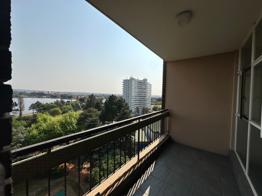 2 Bedroom Property for Sale in Denlee Gauteng