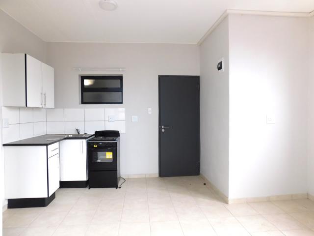 To Let 1 Bedroom Property for Rent in Johannesburg Central Gauteng