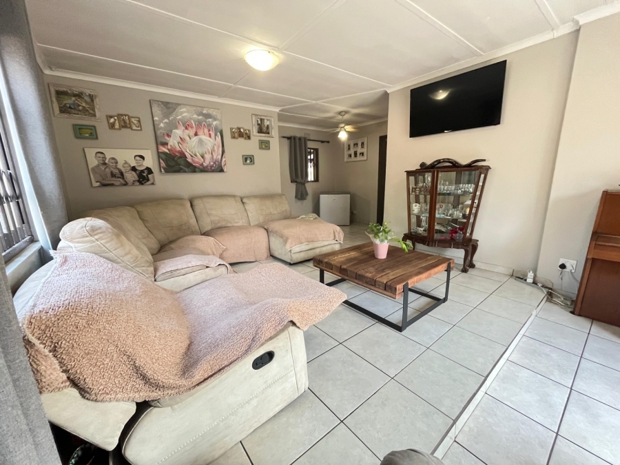 3 Bedroom Property for Sale in Minnebron Gauteng