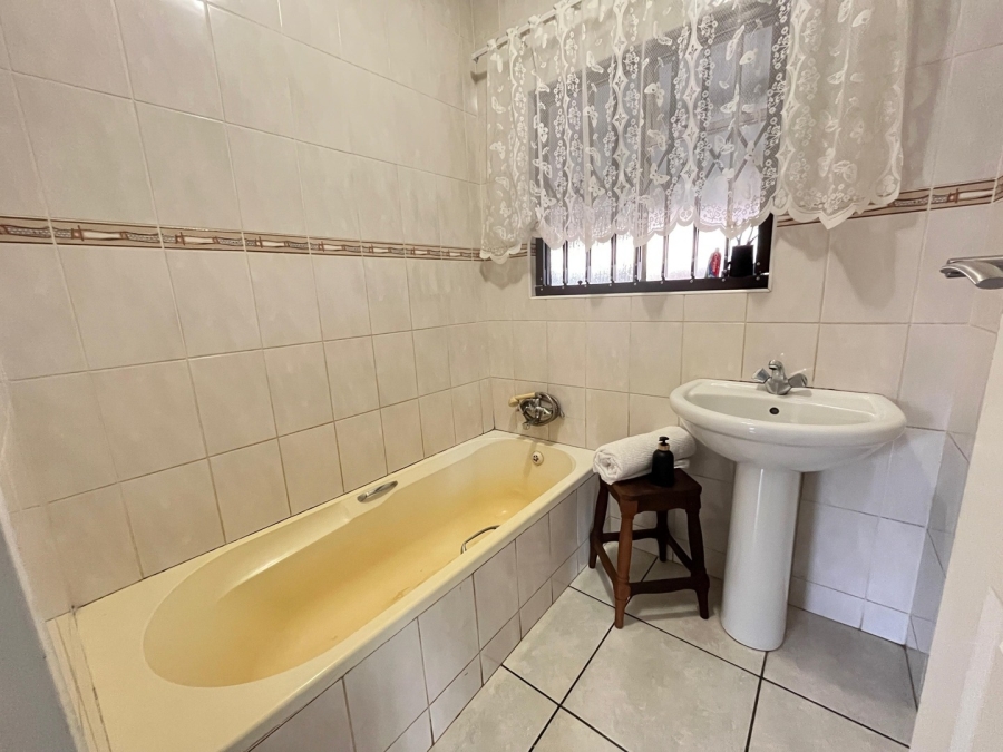 3 Bedroom Property for Sale in Minnebron Gauteng