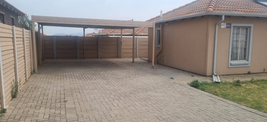 3 Bedroom Property for Sale in Sky City Gauteng