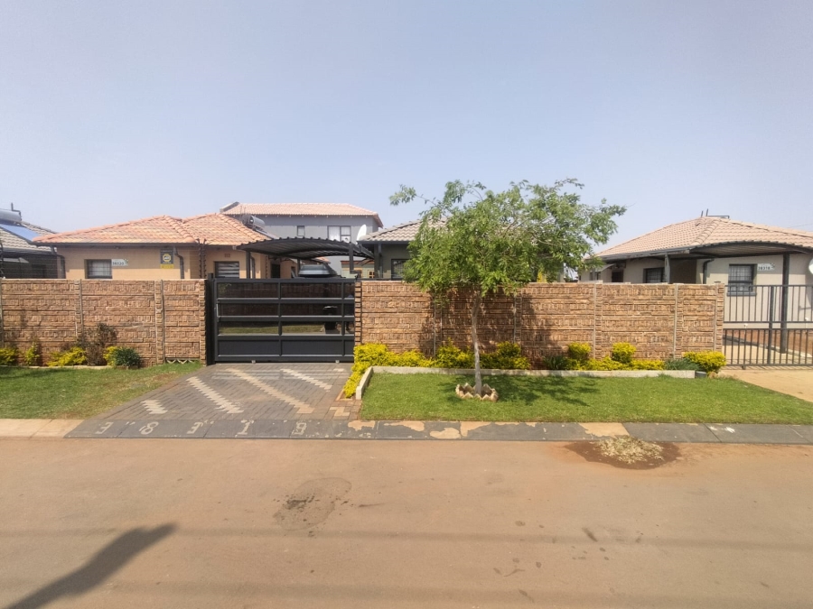 3 Bedroom Property for Sale in Protea Glen Gauteng