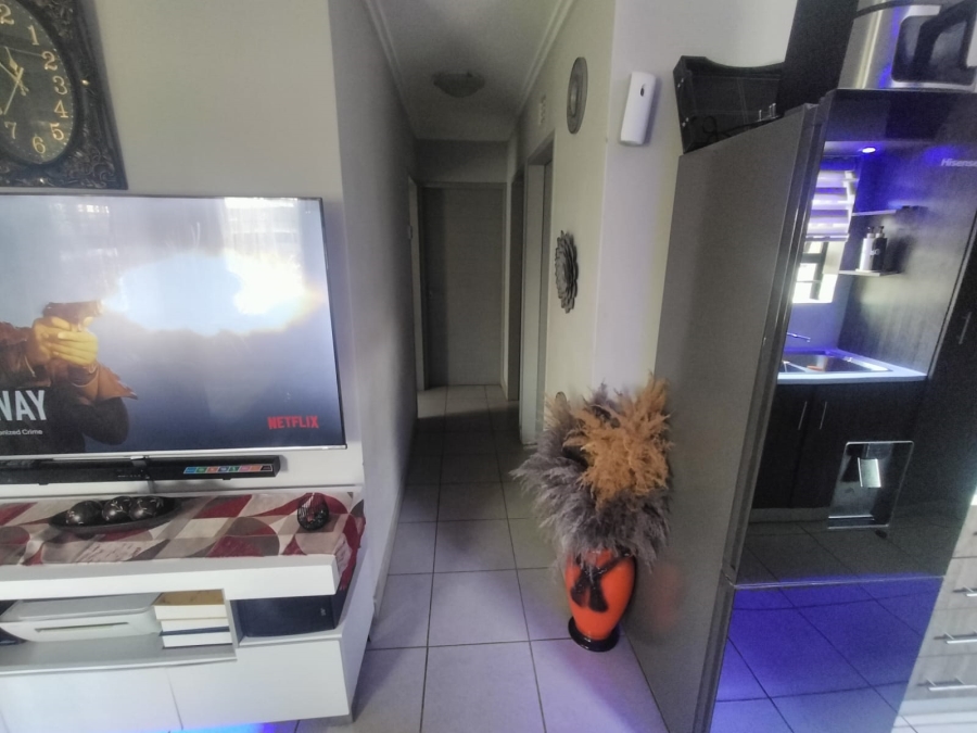 3 Bedroom Property for Sale in Protea Glen Gauteng