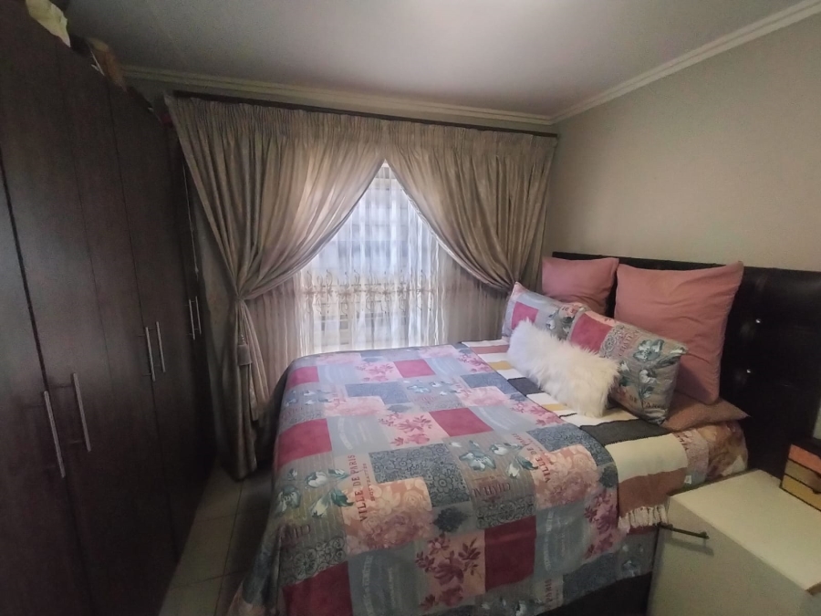 3 Bedroom Property for Sale in Protea Glen Gauteng