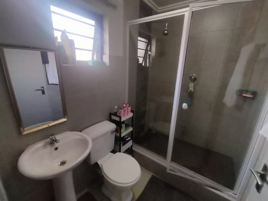 3 Bedroom Property for Sale in Protea Glen Gauteng