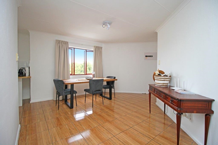 To Let 2 Bedroom Property for Rent in Victory Park Gauteng
