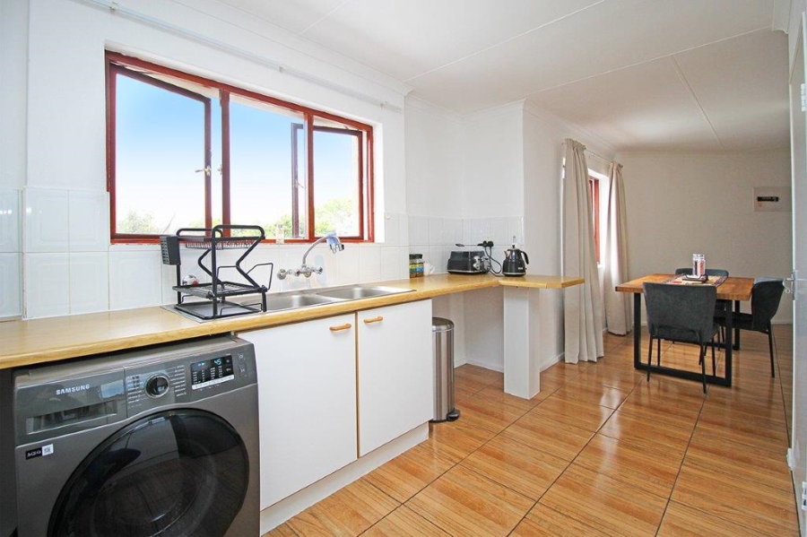 To Let 2 Bedroom Property for Rent in Victory Park Gauteng