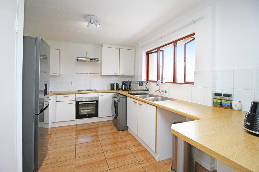 To Let 2 Bedroom Property for Rent in Victory Park Gauteng