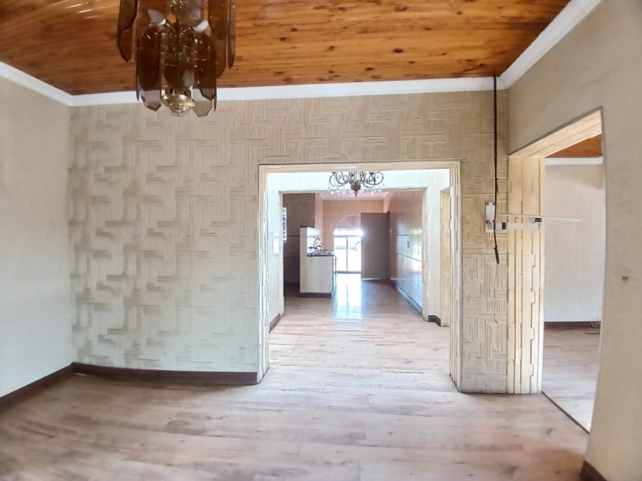 4 Bedroom Property for Sale in Vanderbijlpark SE 7 Gauteng