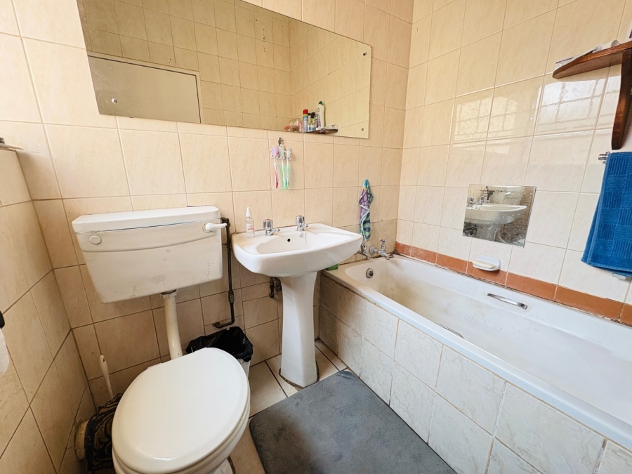 3 Bedroom Property for Sale in Elspark Gauteng