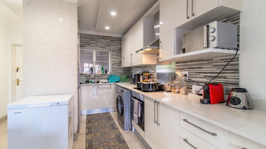 1 Bedroom Property for Sale in Bedford Gardens Gauteng
