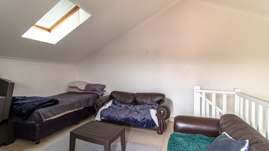 1 Bedroom Property for Sale in Bedford Gardens Gauteng