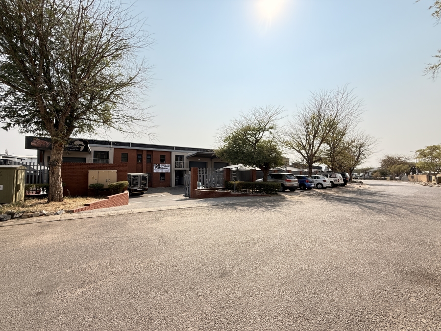 Commercial Property for Sale in N4 Gateway Industrial Park Gauteng