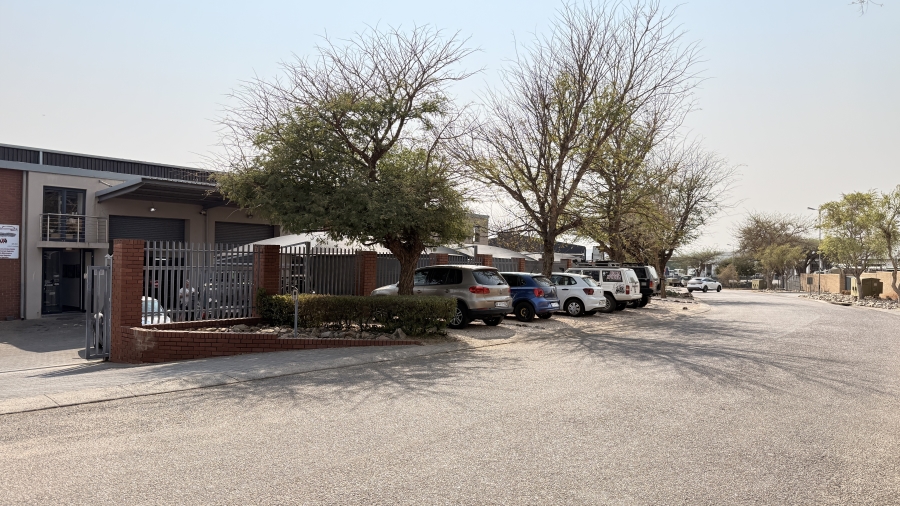 Commercial Property for Sale in N4 Gateway Industrial Park Gauteng