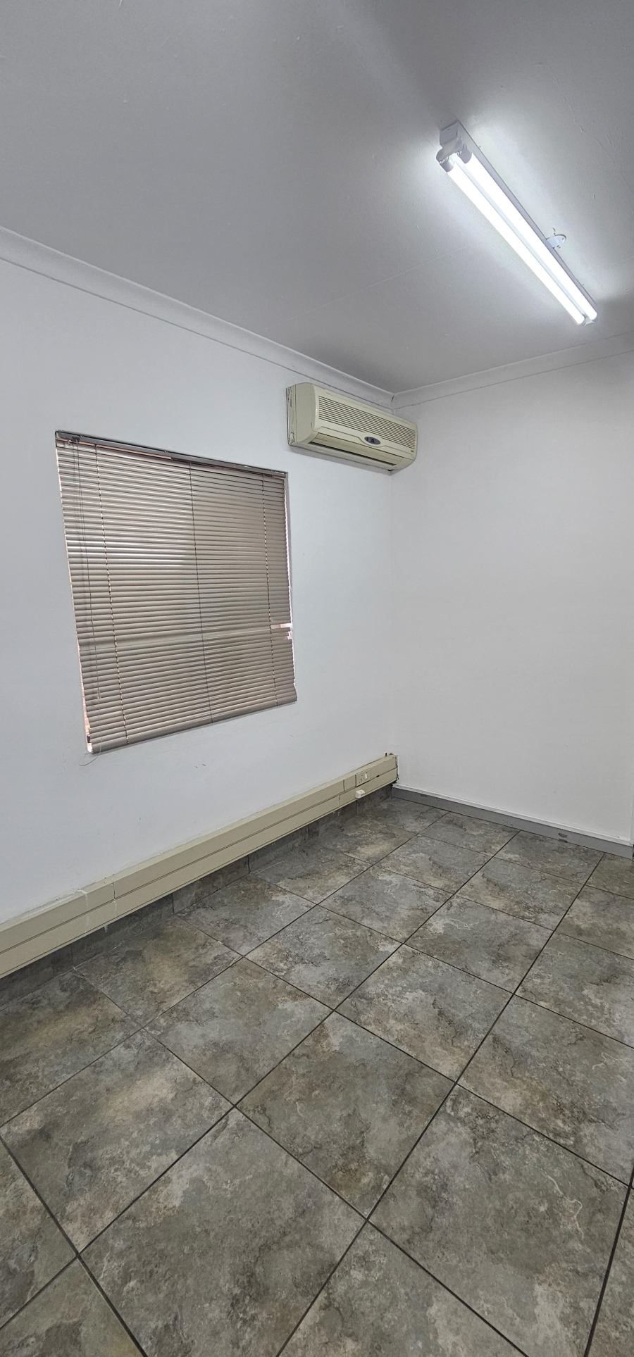 To Let commercial Property for Rent in Eldoraigne Gauteng
