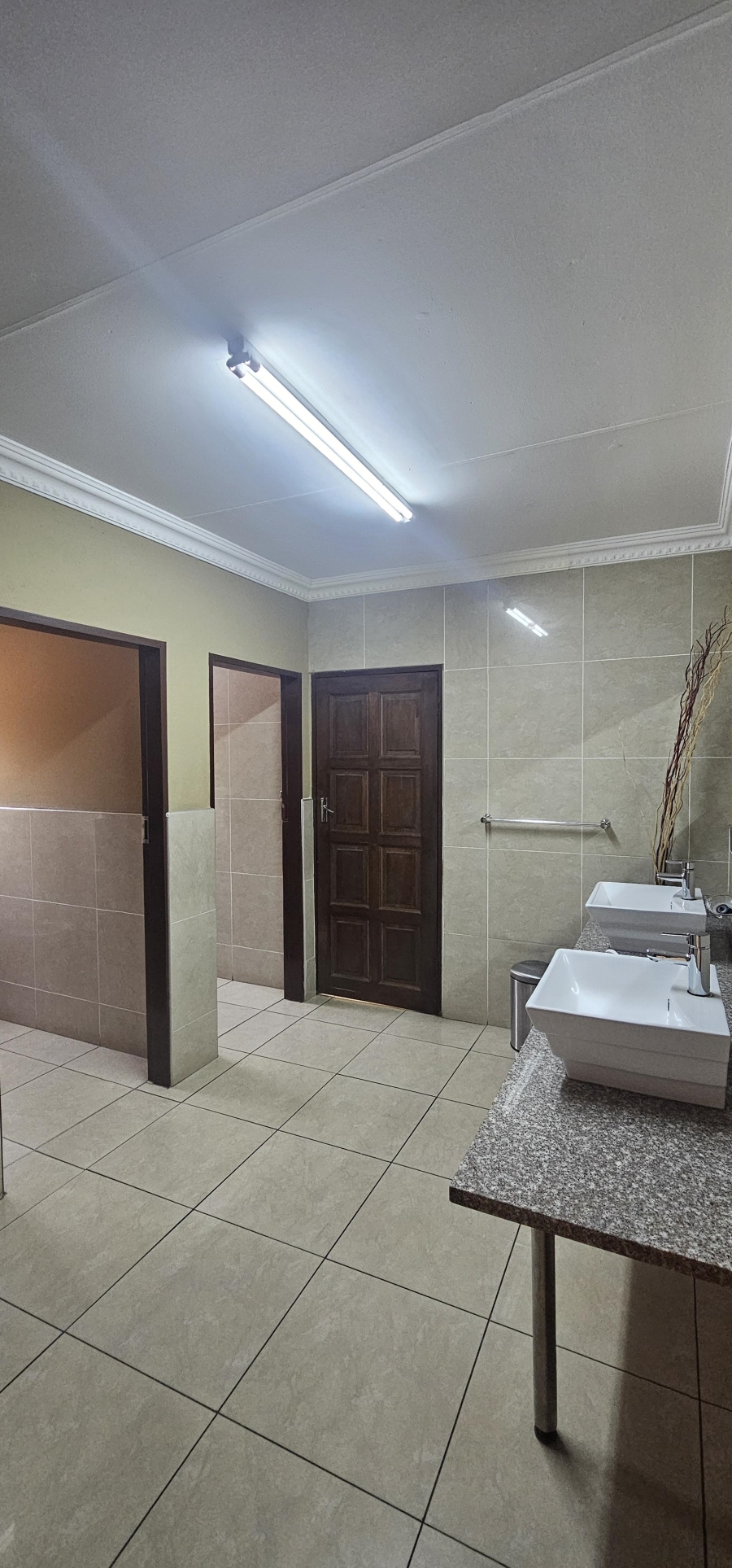To Let commercial Property for Rent in Eldoraigne Gauteng