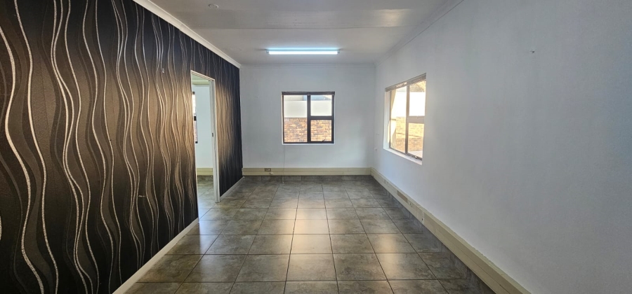 To Let commercial Property for Rent in Eldoraigne Gauteng