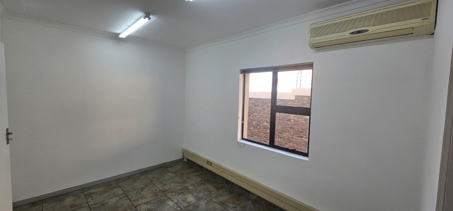 To Let commercial Property for Rent in Eldoraigne Gauteng