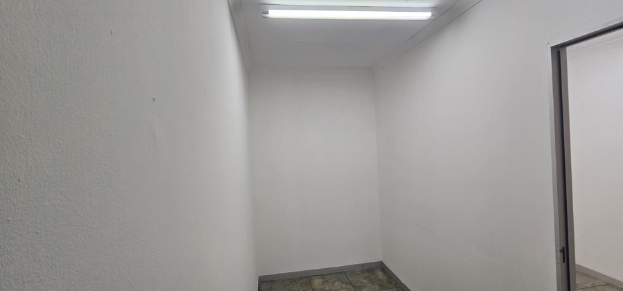 To Let commercial Property for Rent in Eldoraigne Gauteng