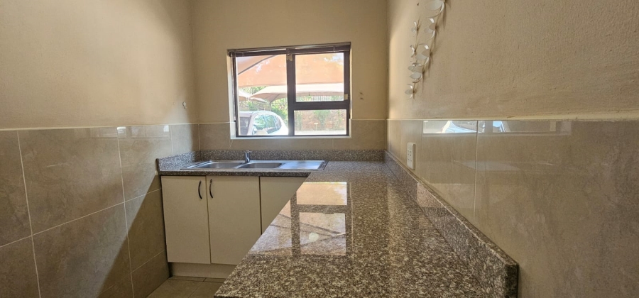To Let commercial Property for Rent in Eldoraigne Gauteng