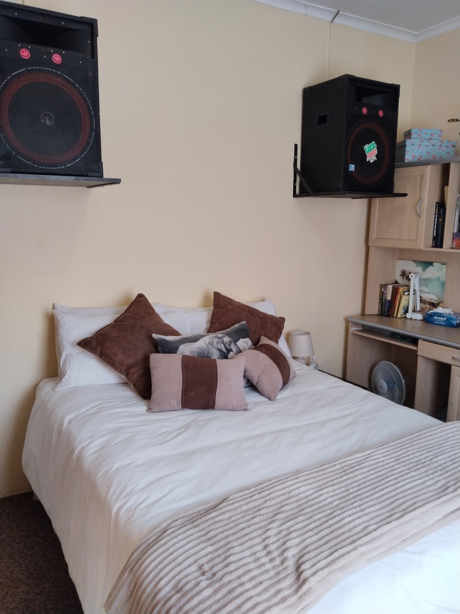 3 Bedroom Property for Sale in Rensburg Gauteng