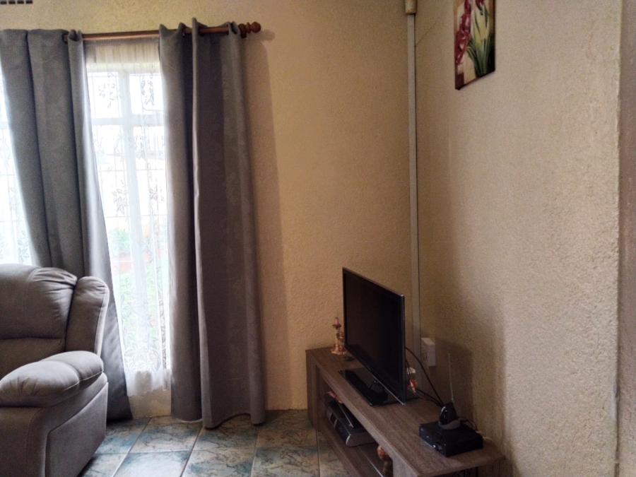 3 Bedroom Property for Sale in Rensburg Gauteng