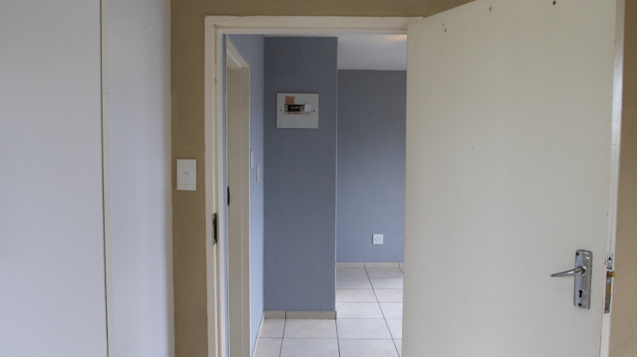 1 Bedroom Property for Sale in Sharonlea Gauteng