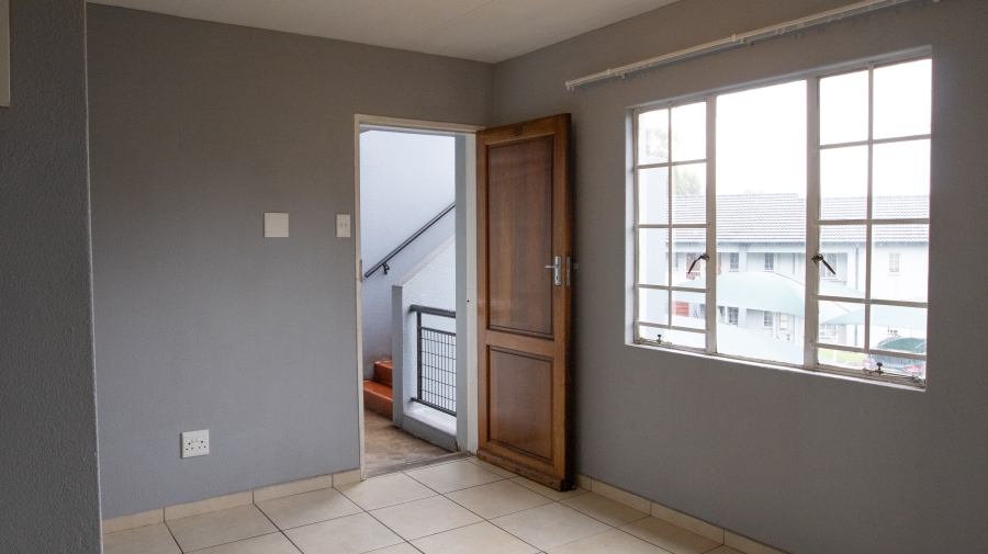 1 Bedroom Property for Sale in Sharonlea Gauteng