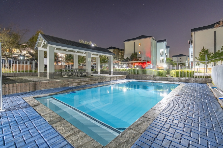 2 Bedroom Property for Sale in Chartwell Gauteng