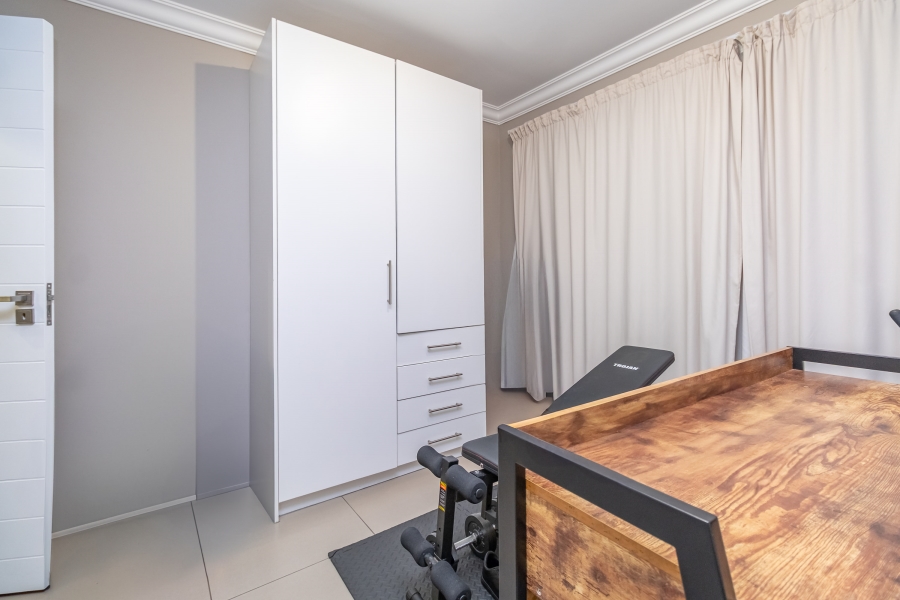 2 Bedroom Property for Sale in Chartwell Gauteng