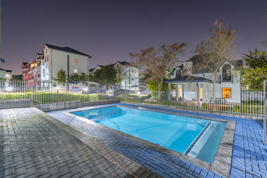 2 Bedroom Property for Sale in Chartwell Gauteng