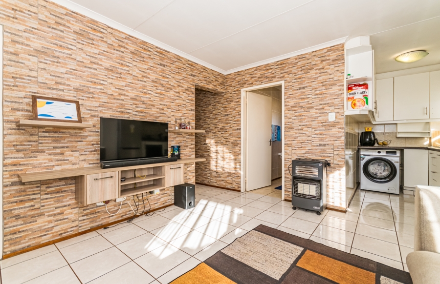 3 Bedroom Property for Sale in Protea Glen Gauteng