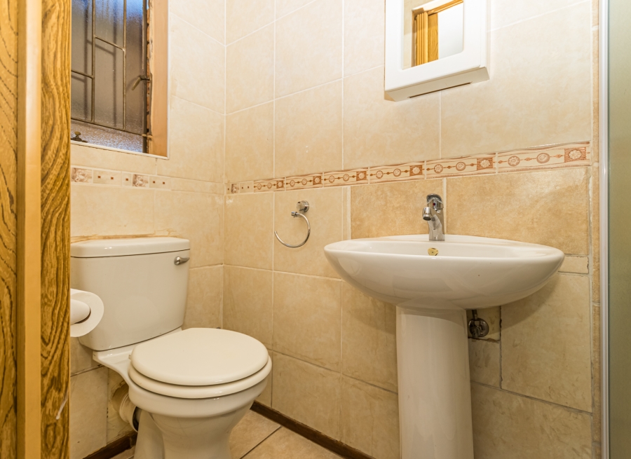3 Bedroom Property for Sale in Protea Glen Gauteng