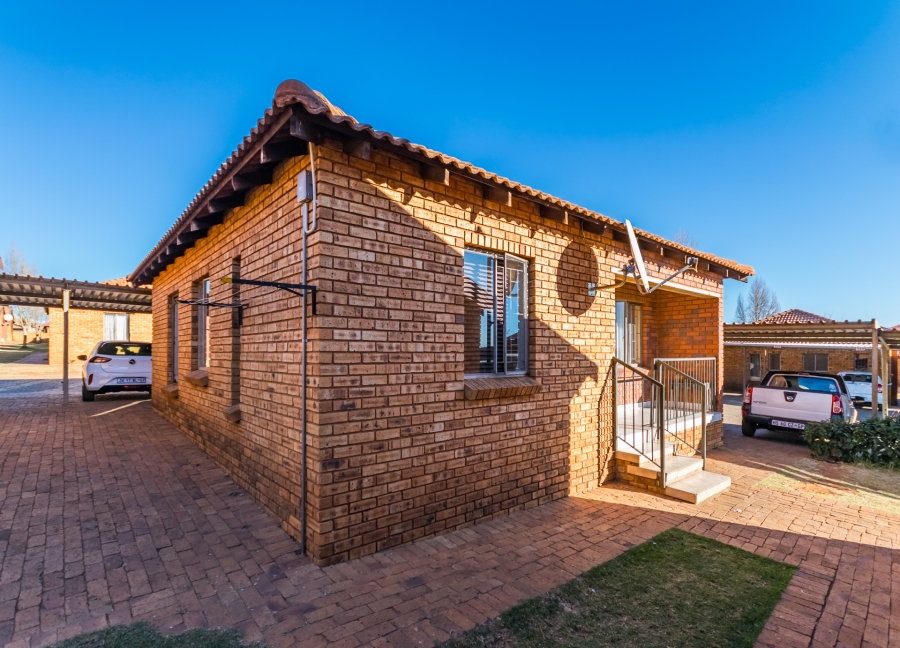3 Bedroom Property for Sale in Protea Glen Gauteng