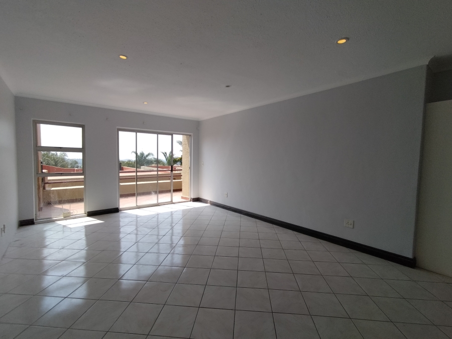 2 Bedroom Property for Sale in Constantia Kloof Gauteng