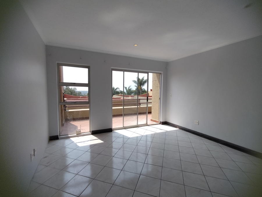 2 Bedroom Property for Sale in Constantia Kloof Gauteng