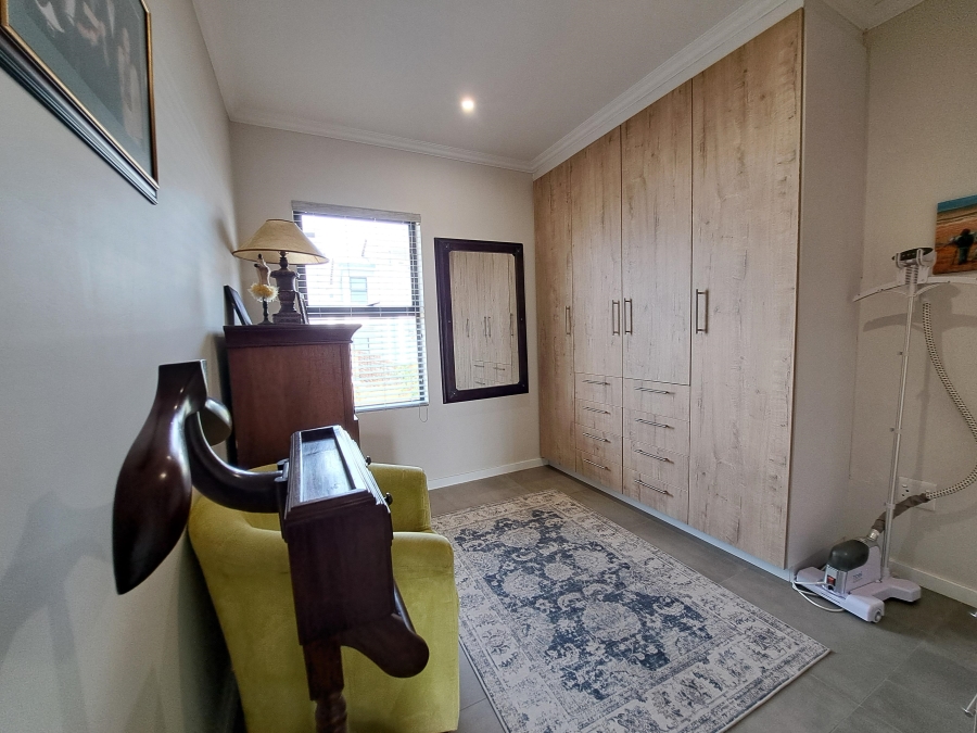 3 Bedroom Property for Sale in Amorosa Gauteng