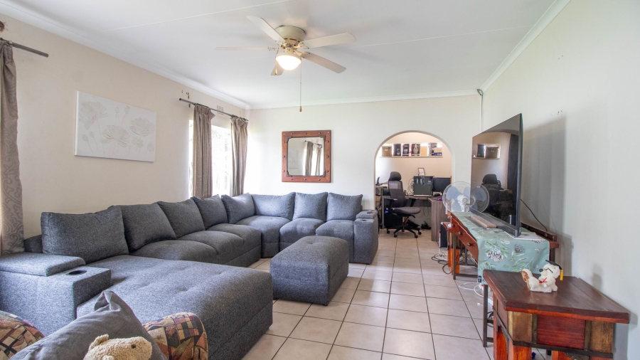 To Let 3 Bedroom Property for Rent in De Klerkshof Gauteng