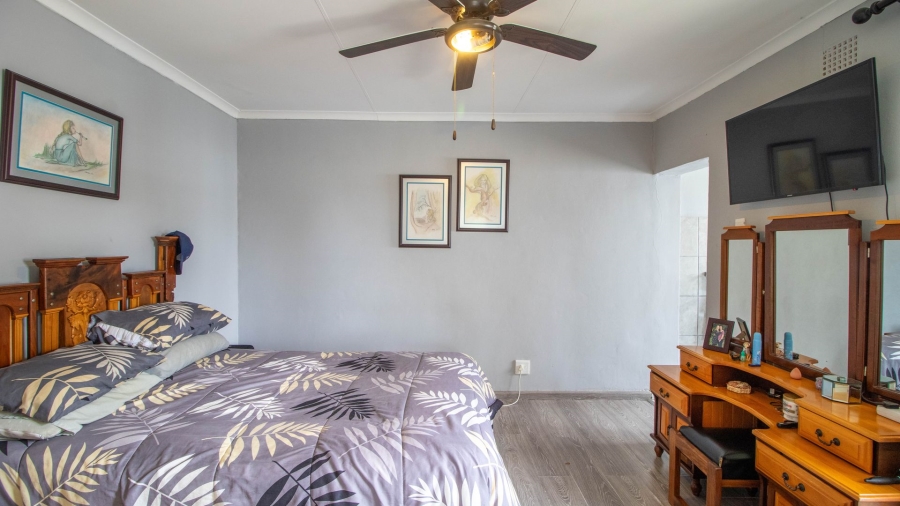 To Let 3 Bedroom Property for Rent in De Klerkshof Gauteng