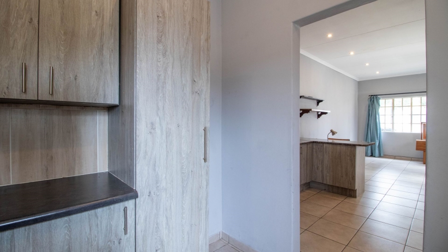 To Let 3 Bedroom Property for Rent in De Klerkshof Gauteng