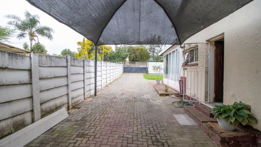 To Let 3 Bedroom Property for Rent in De Klerkshof Gauteng