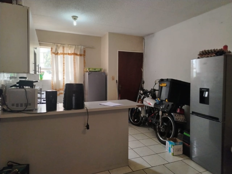 2 Bedroom Property for Sale in Airport Park Gauteng