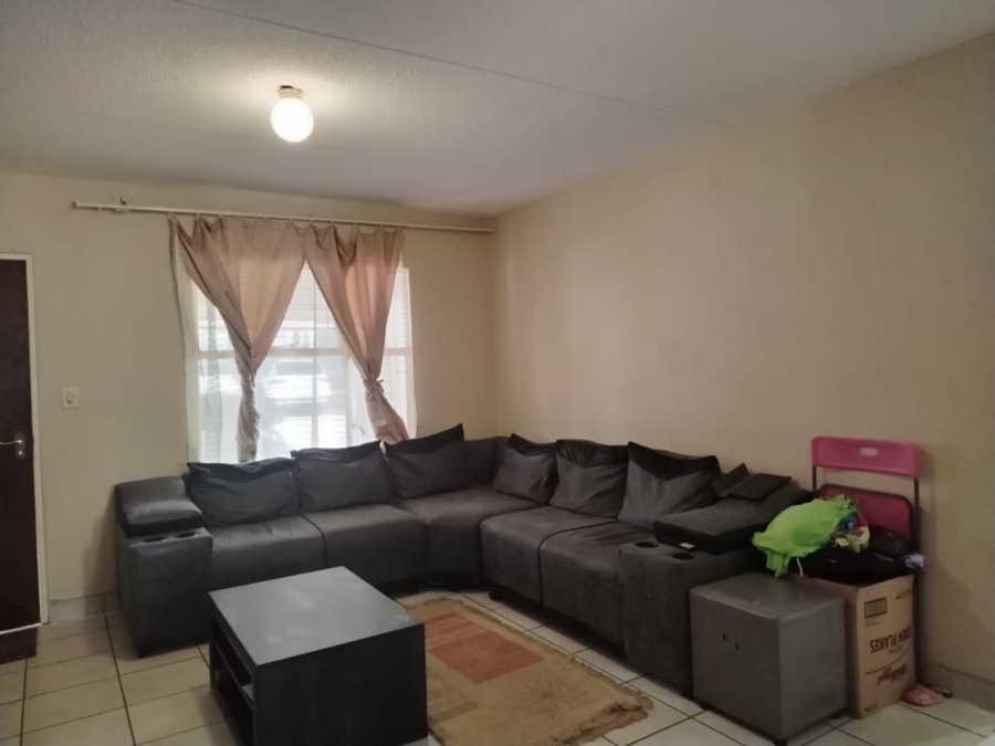 2 Bedroom Property for Sale in Airport Park Gauteng