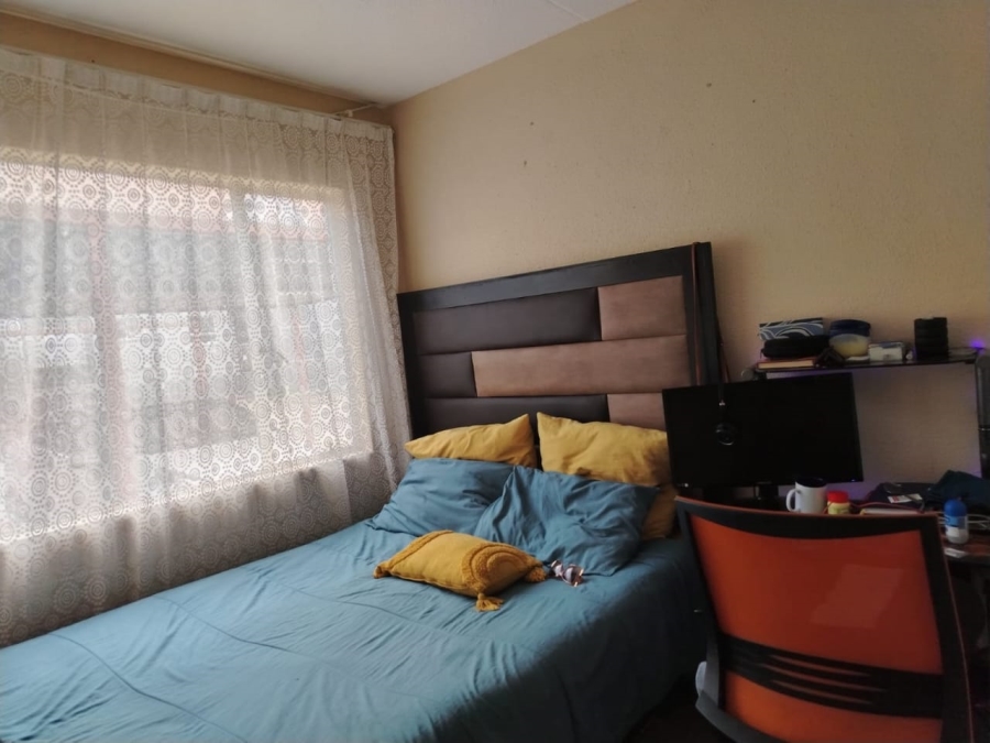 2 Bedroom Property for Sale in Airport Park Gauteng