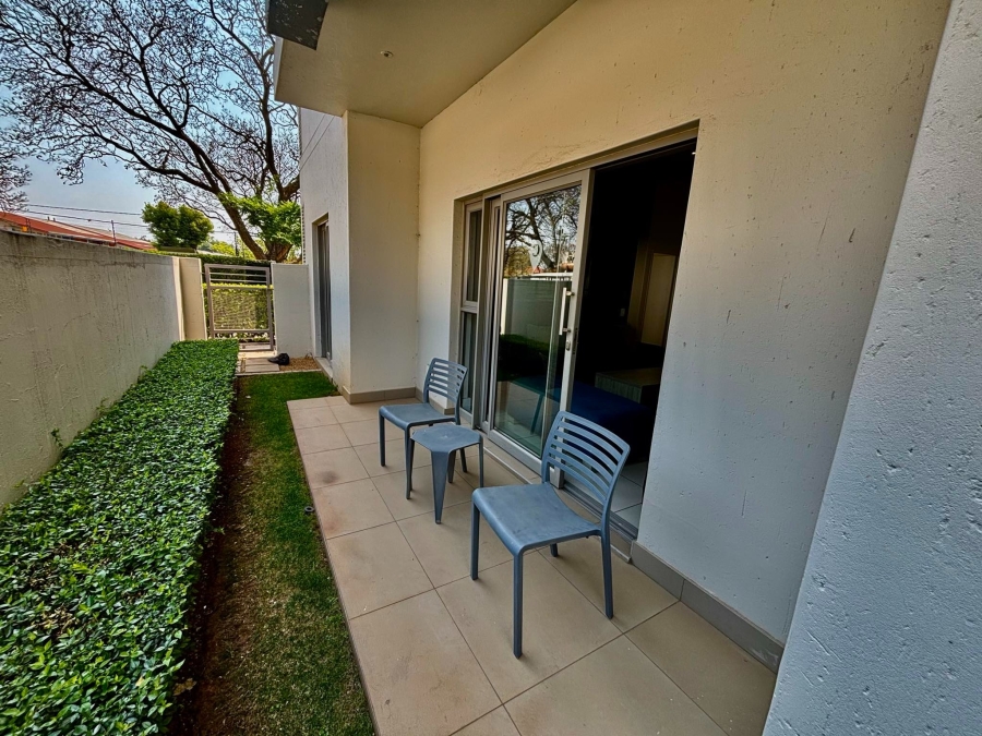 To Let 2 Bedroom Property for Rent in Rosebank Gauteng