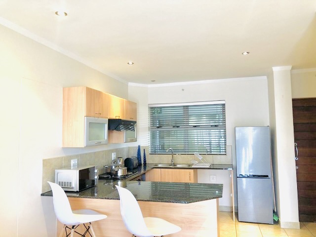 To Let 1 Bedroom Property for Rent in Sandhurst Gauteng
