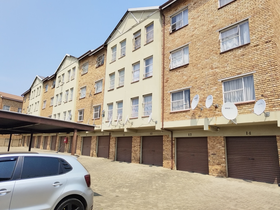 2 Bedroom Property for Sale in Allen Grove Gauteng